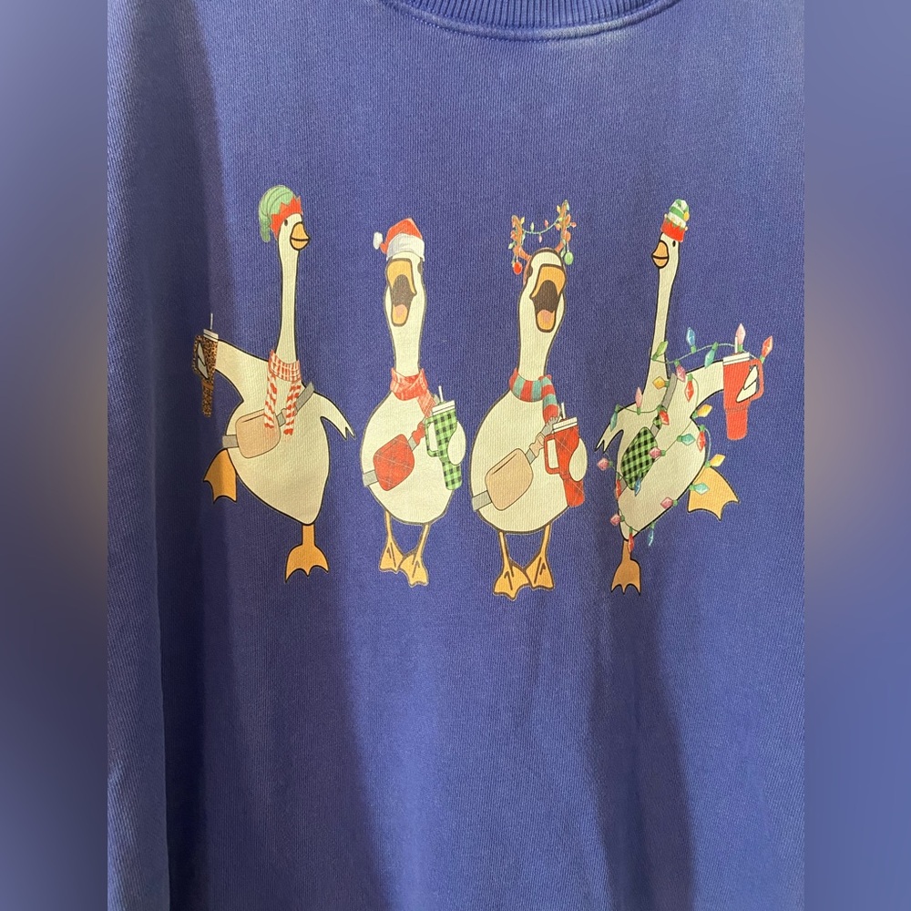 Aerie size M oversized slouchy Christmas goose graphic sweatshirt GUC holiday - Picture 3 of 8